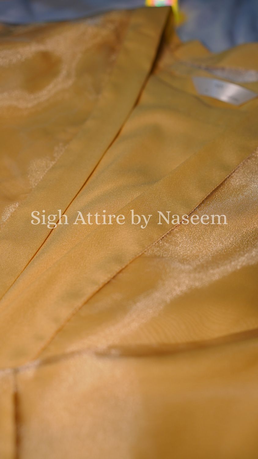 Golden Radiance Abaya thumbnail 4