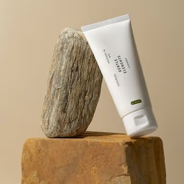Retinol 101: The Anti-Aging Ingredient Everyone Is Talking About image 1