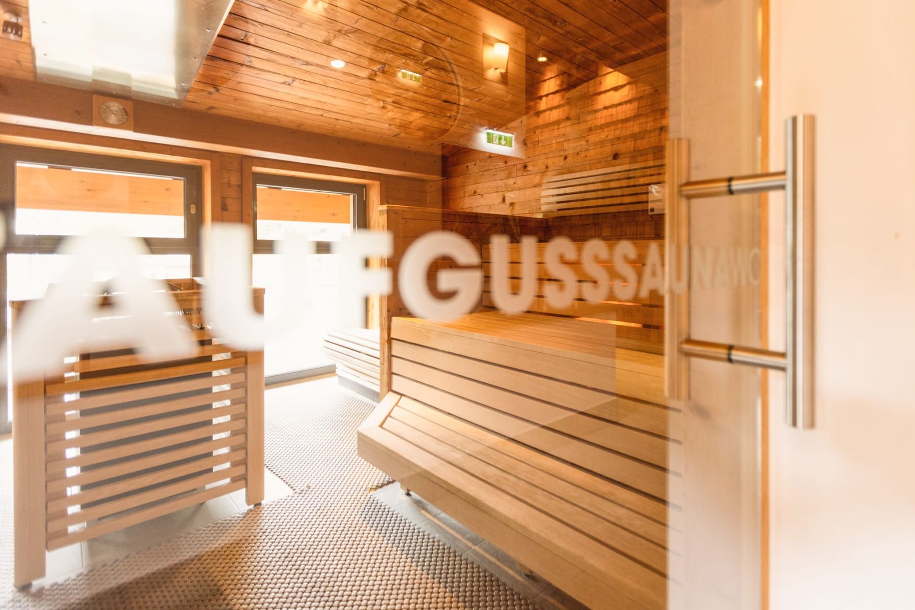 A view into the sauna at Glemmtalerhof in Hinterglemm. Relaxation and well-being await you.