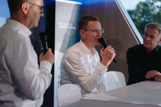 Karsten Schulze (FDTech) on panel with Tillmann Blaschke (Meissen Porcelain) and Thomas Horn (Saxony Economic Development) at the Saxony Investor Day