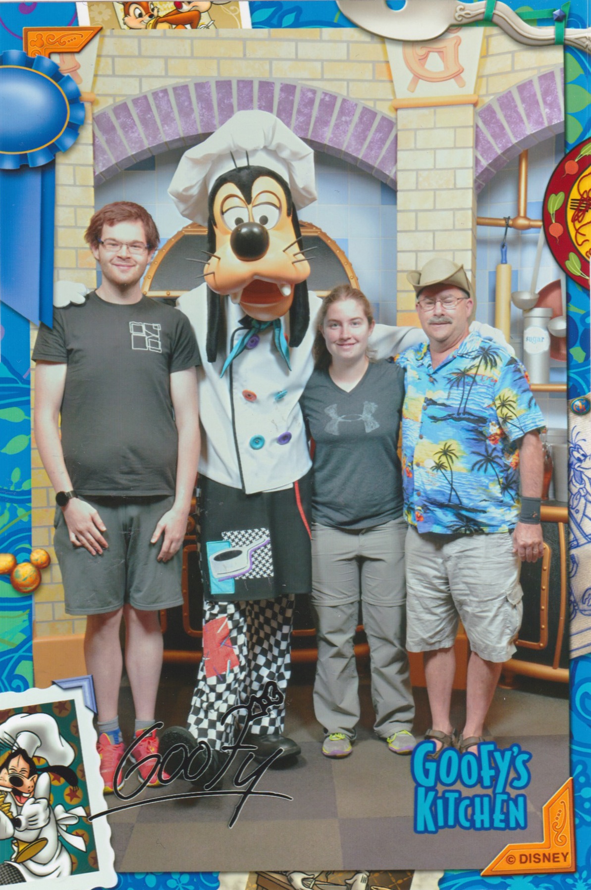 Donald, Chief Goofy, Brittany, and Greg in Goofys kitchen