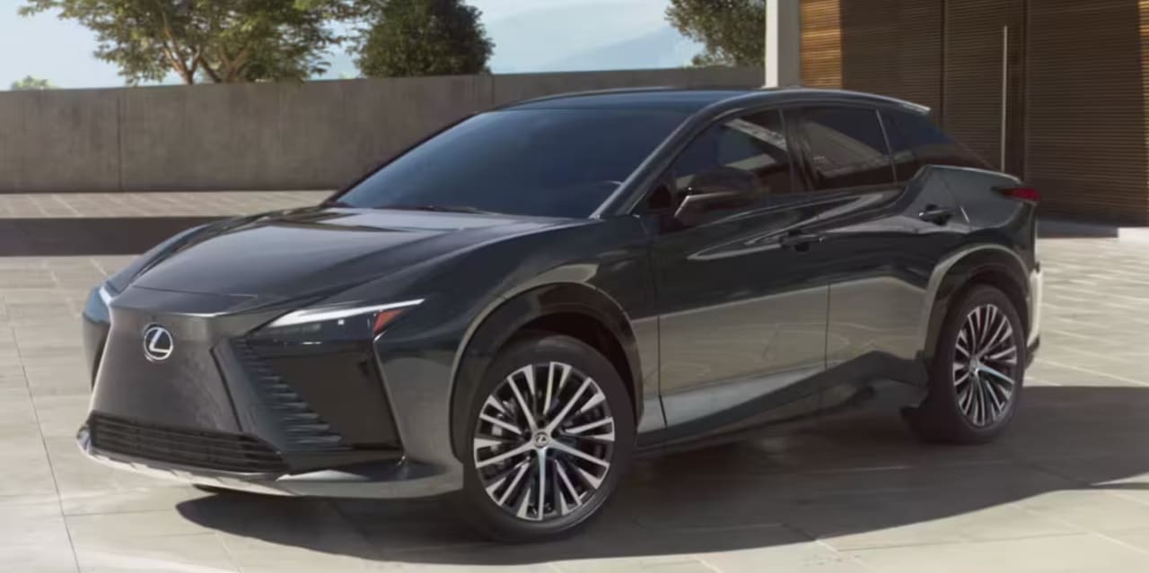 2025 Lexus RZ 300e LUXURY – MoovX