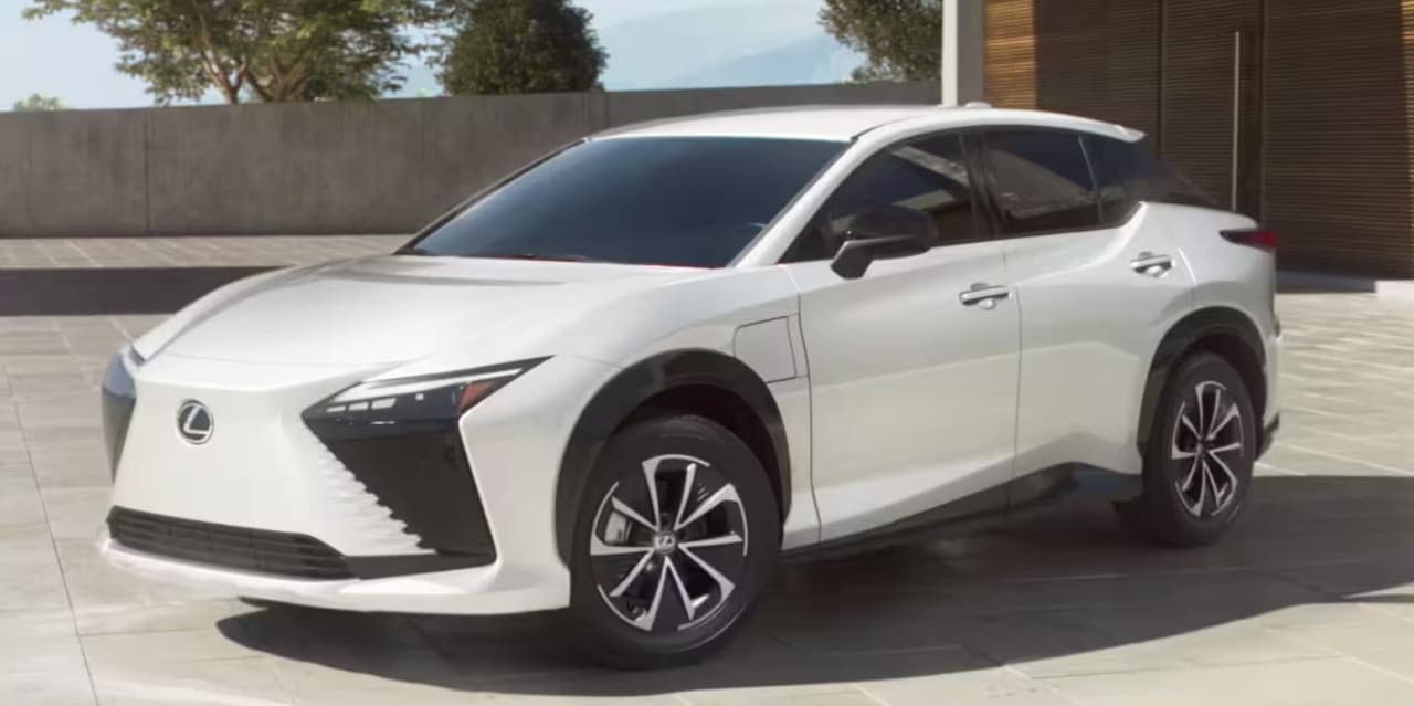2025 Lexus RZ 300e BASE – MoovX