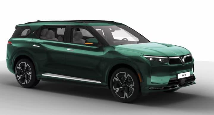 2025 VinFast VF9 Plus – MoovX