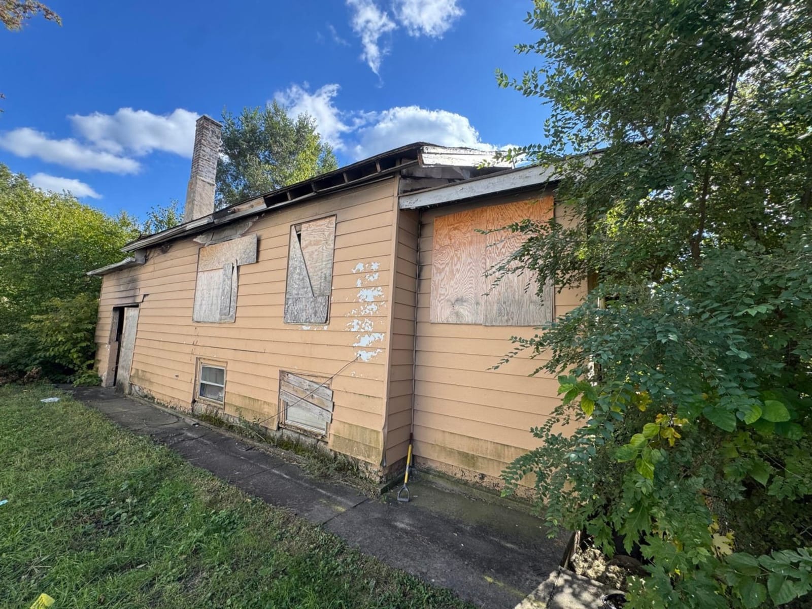 2441 Jefferson Street — photo 1
