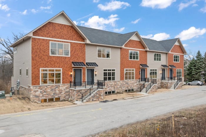 59 Sanctuary Drive, Valparaiso