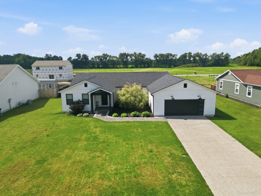 1102 Short Drive, Knox