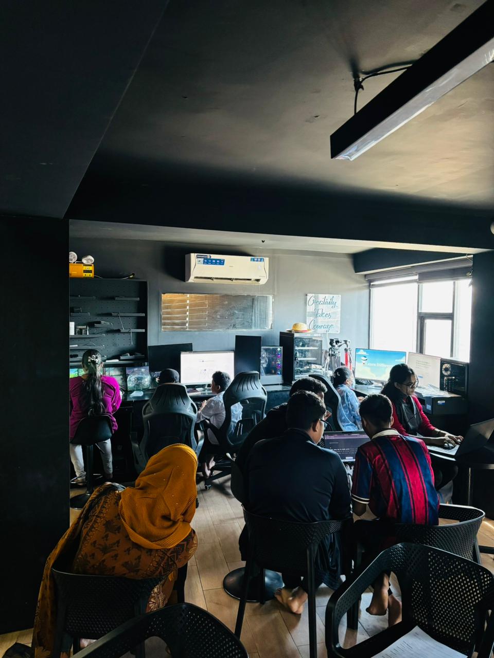 Multimedia classroom setup