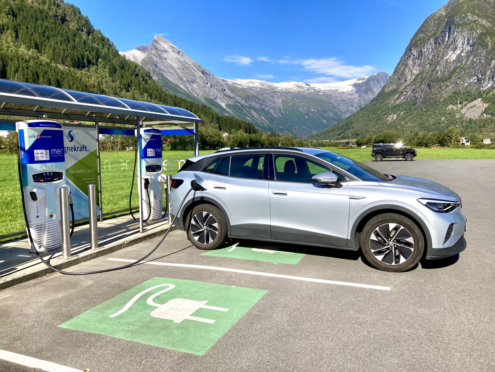 Norway: A Global Leader in Electric Vehicle Adoption