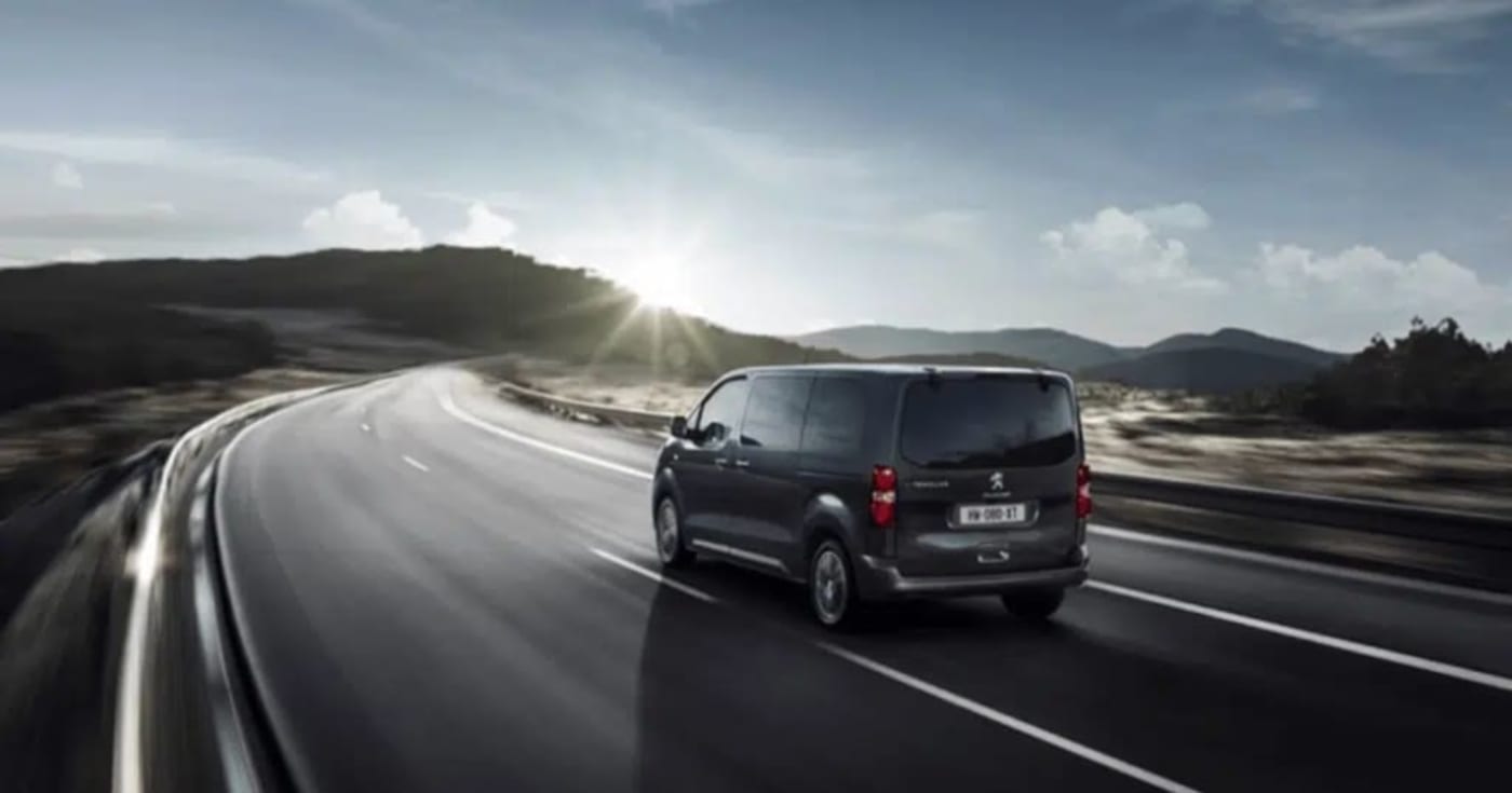 Peugeot e-Traveller Compact 50 kWh