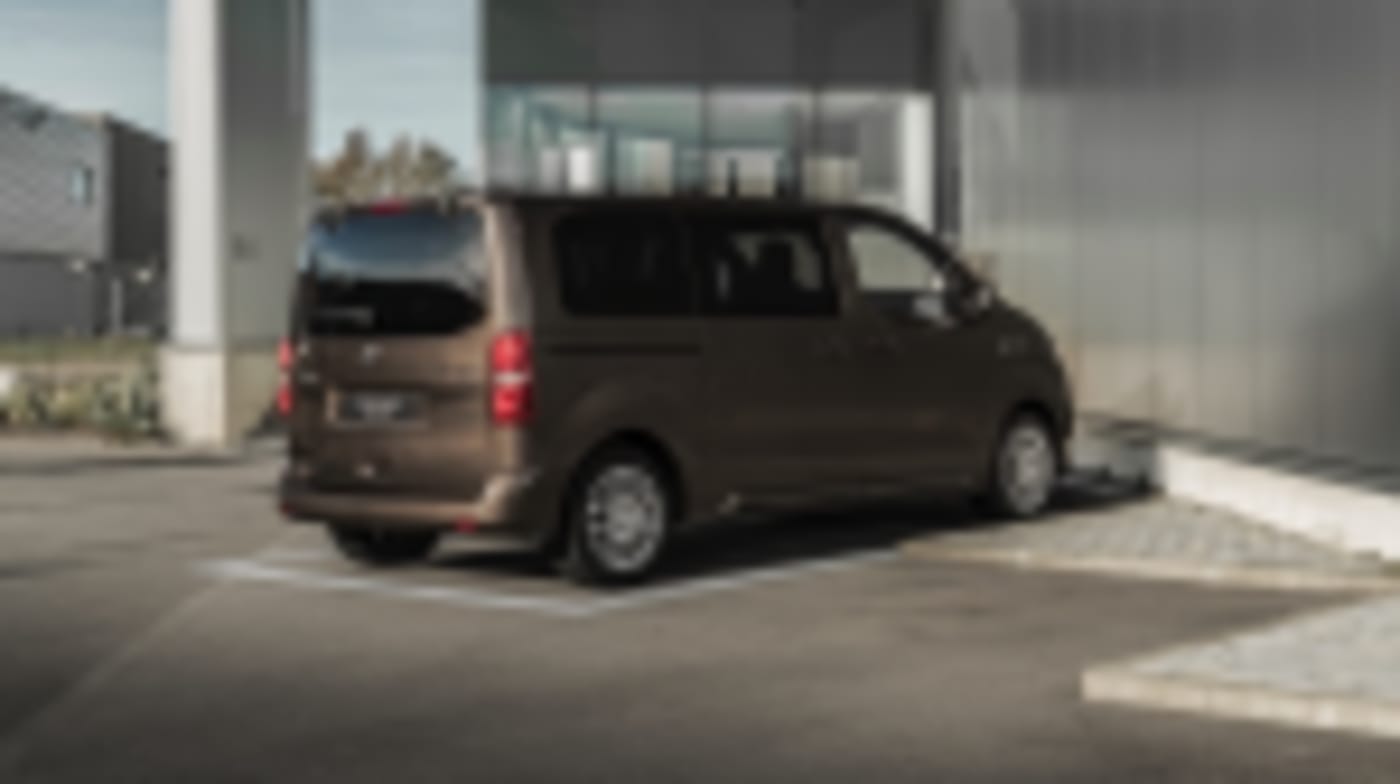 Toyota PROACE Shuttle M 50 kWh