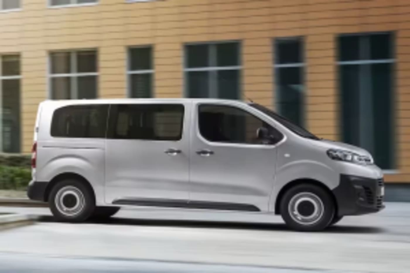 Citroen e-Jumpy Combi M 50 kWh