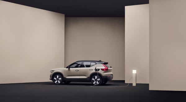 Volvo Unveils New Naming Scheme: EX40 and EC40