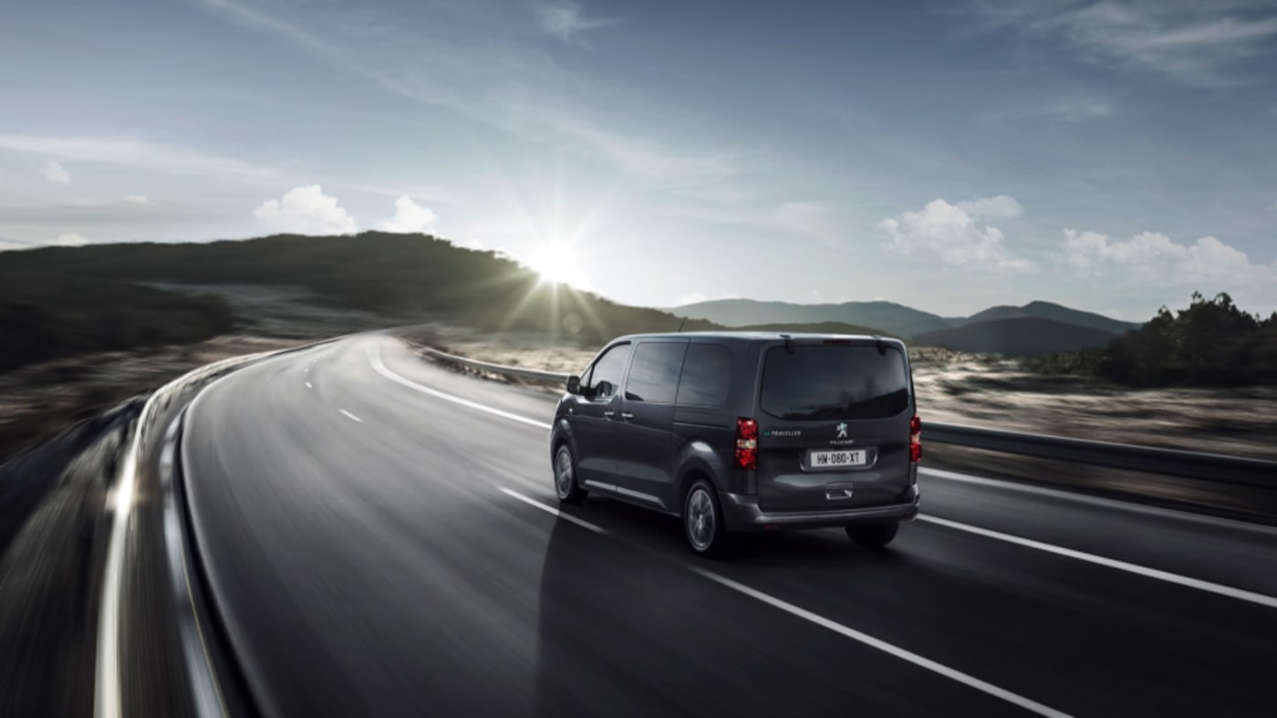 Peugeot e-Traveller Standard 75 kWh