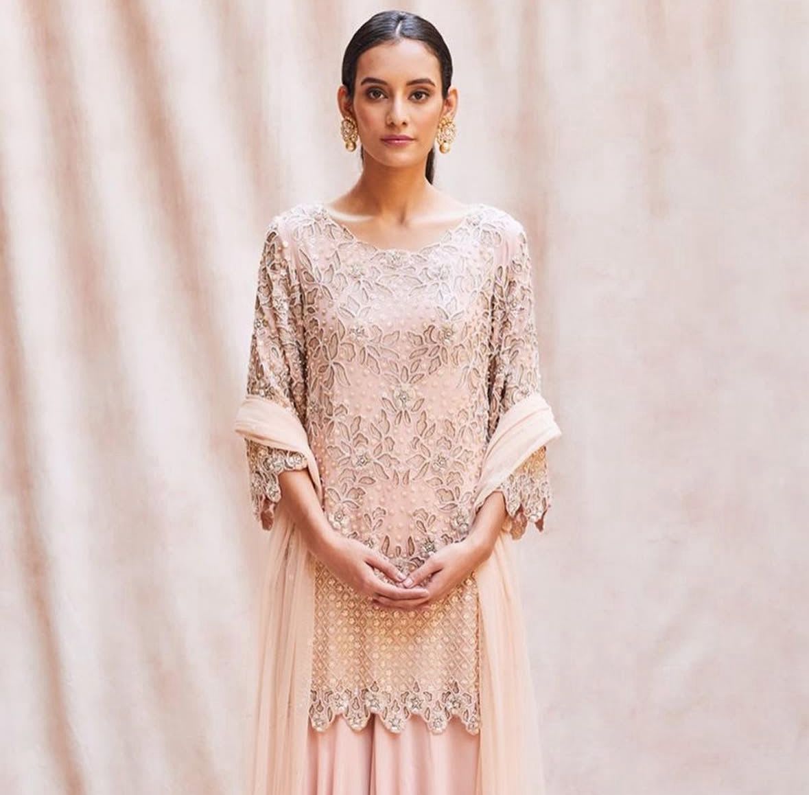 Pragya Chamoli Book 10