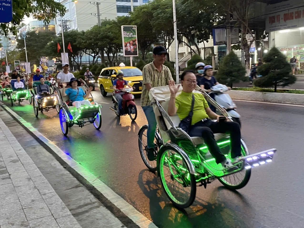 갤러리 3