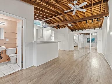 Norton Ave, APT 2, Los Angeles, CA 90046