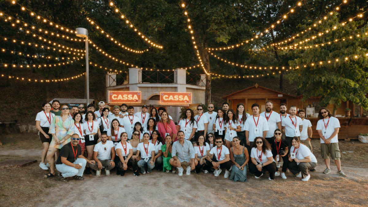 Tutto lo staff Ci Vediamo A Casa