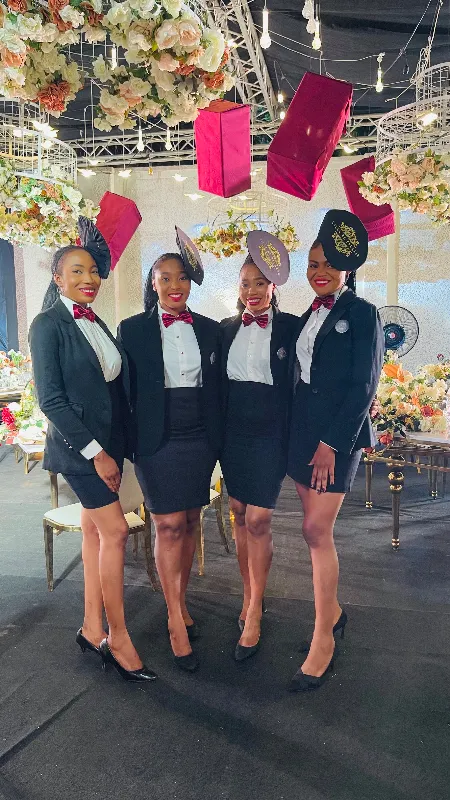 The Pro Event hostess  3
