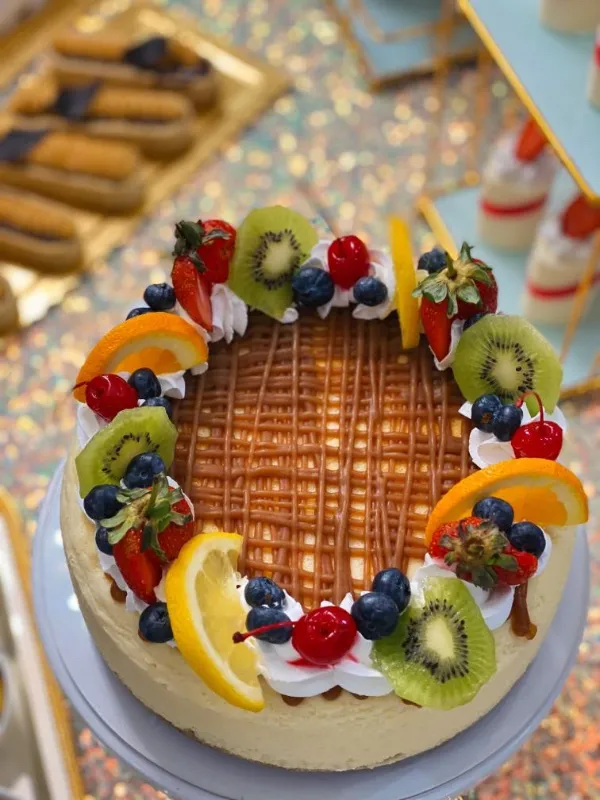 Haliberry CakesnMore 2