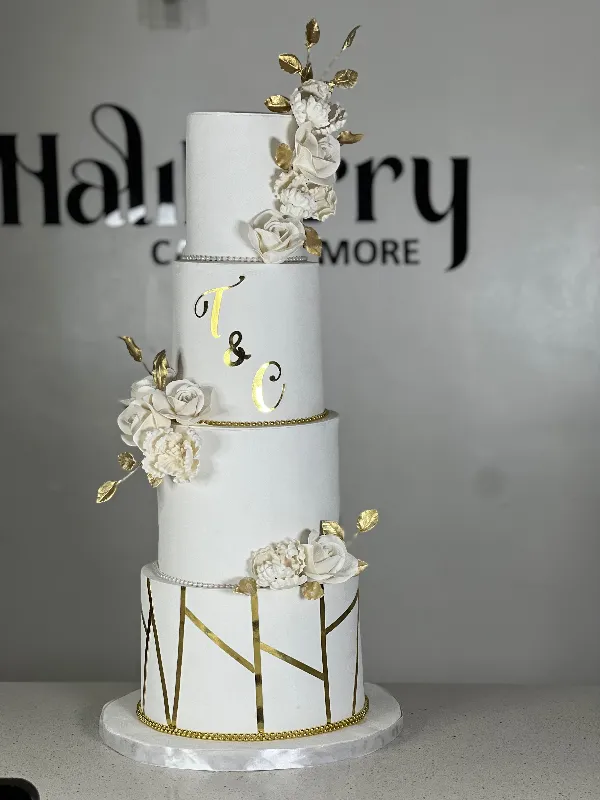 Haliberry CakesnMore 4