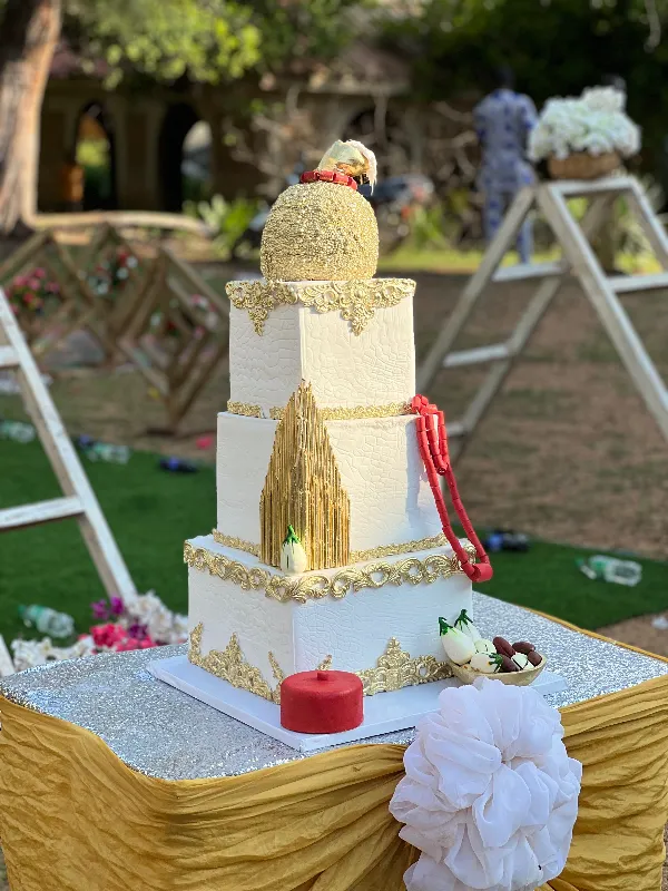 Haliberry CakesnMore 6