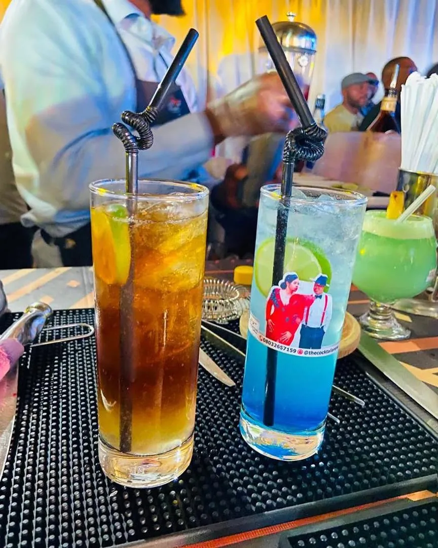 Drinks & Mixology  6