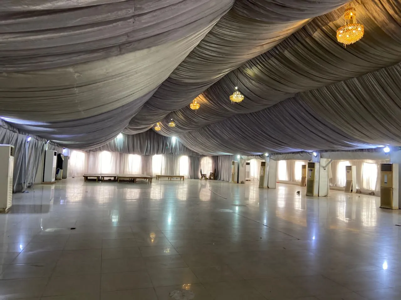 Banquet hall  12
