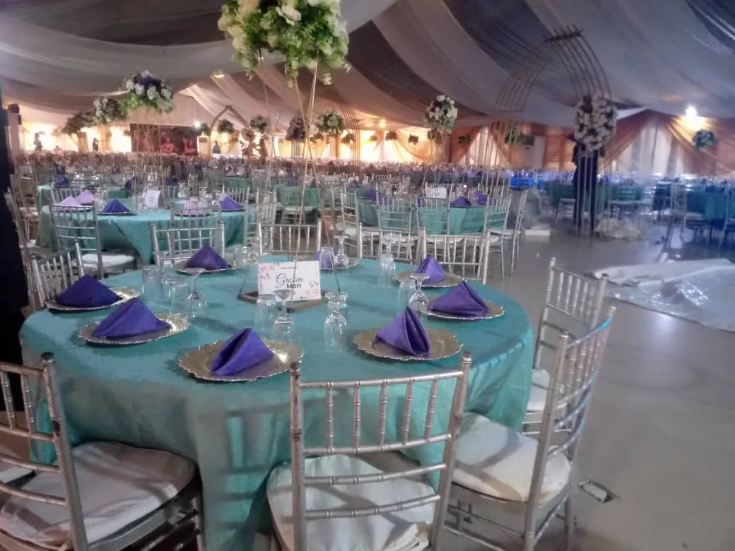 Banquet hall  13
