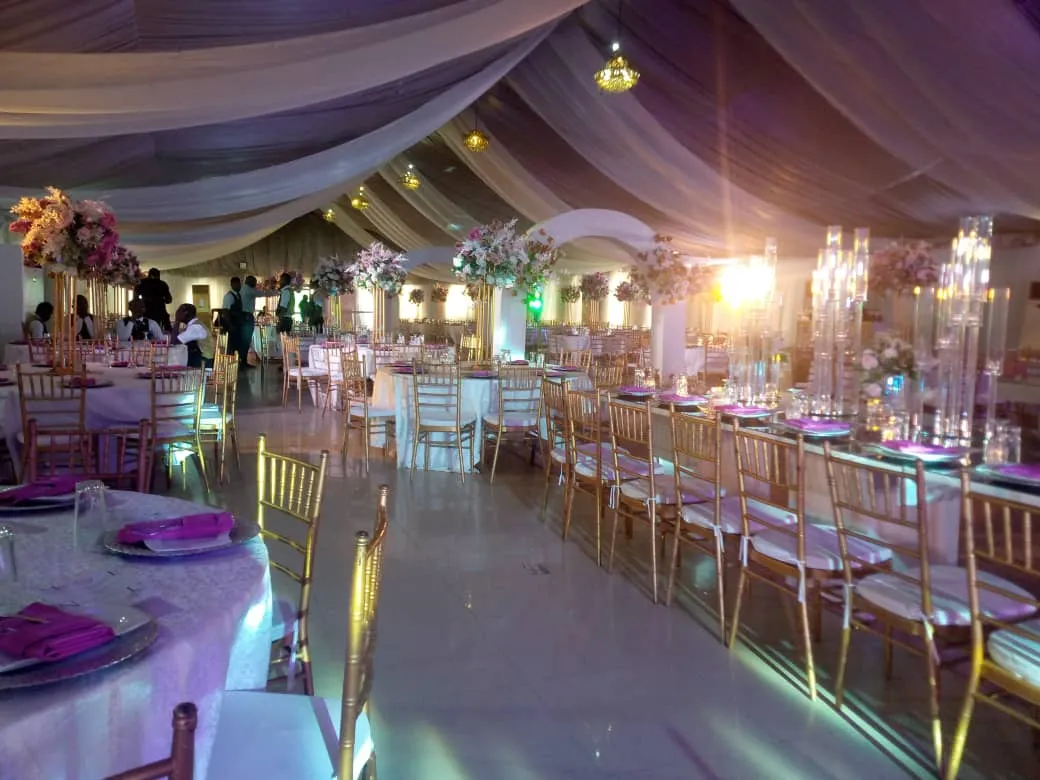 Banquet hall  16