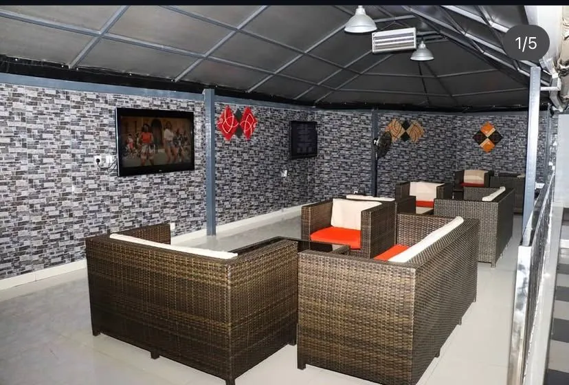 Outdoor Lounge 5
