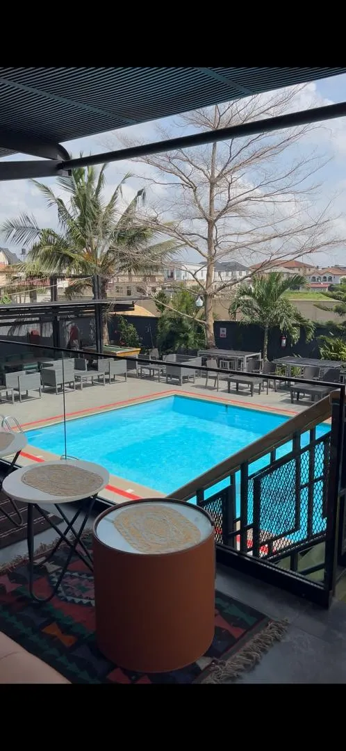 Pool Bar 7