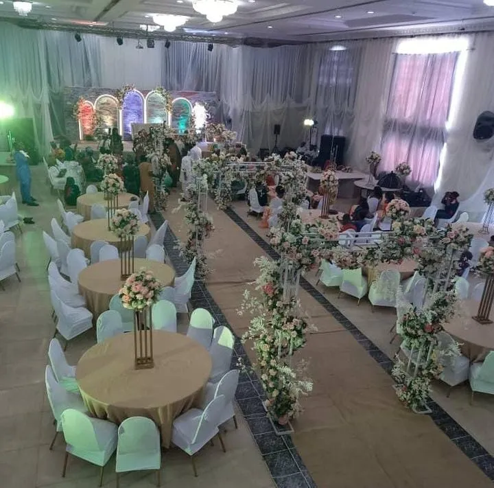 Banquet hall  6