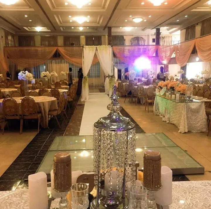 Banquet hall  11