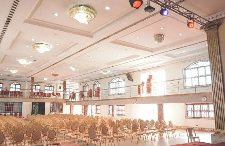 Banquet hall  12