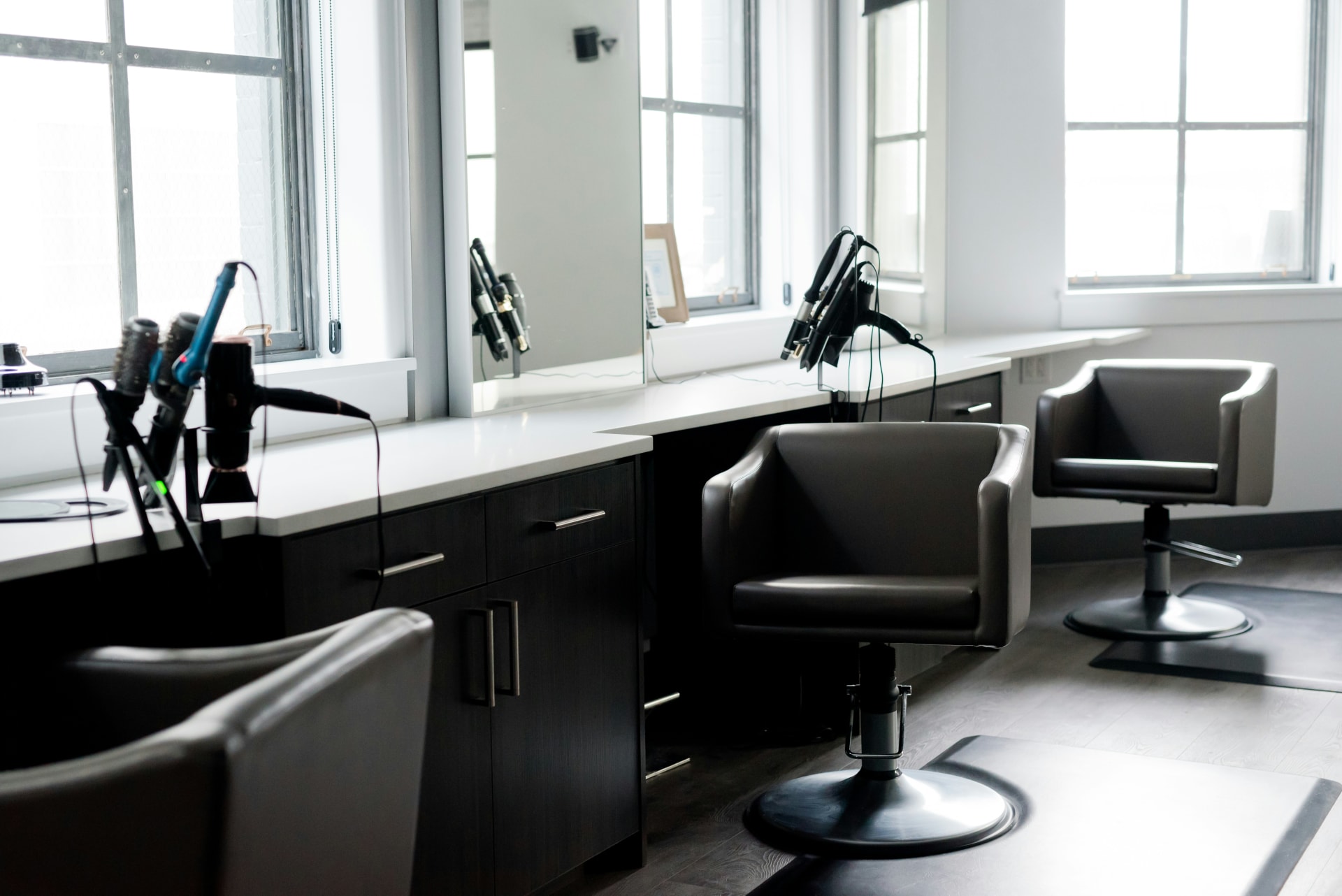Nova Haven Salon interior
