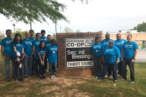 Suwanee, Georgia, Employees Donate Time For Doosan Day of Community Service