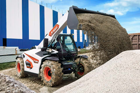 New Stage V Telehandlers and Track Loaders from Bobcat