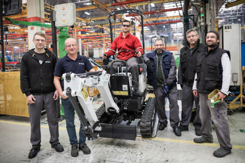 Über 10.000 verkaufte Bobcat E10 Minibagger in 10 Jahren