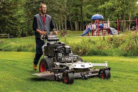 The operator friendly Bobcat WB700 zero-turn walk-behind commercial mower—ideal for landscapers, municipalities, and large property owners—delivers a superior cut with its rugged TufDeck™ cutting system