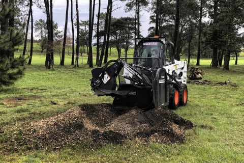 Bobcat SG60 Clears Stumps at Spanish Golf Course 
