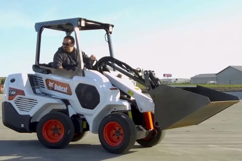 Présentation des chargeuses articulées légères Bobcat