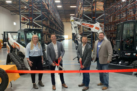 Bobcat Company representatives celebrated the grand opening of its new aftermarket parts distribution center in Reno, Nev., with a ribbon cutting.