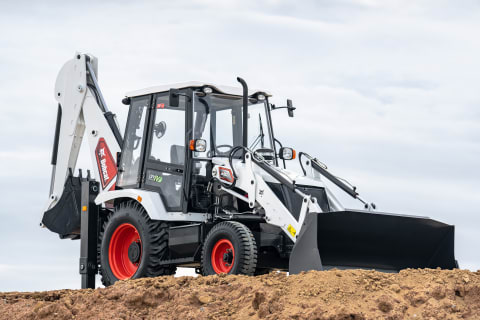 B900 Backhoe Loader