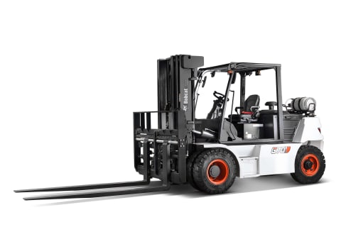 A studio image of the frontal view of the Bobcat G70S-7 LPG Forklift.