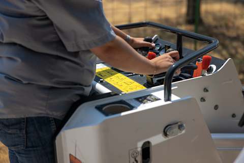 First-Time Buyers Guide on Mini Track Loaders - Bobcat Company
