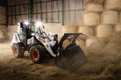 L95 Compact Wheel Loader 