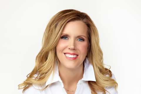 Bobcat Chief Marketing Officer (CMO) Laura Ness Owens headshot