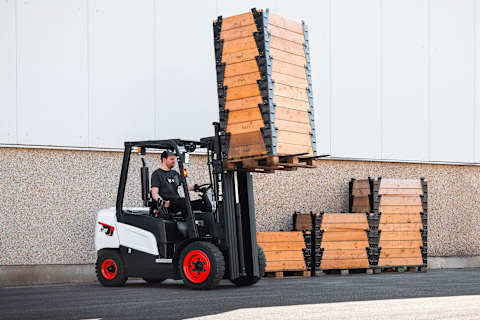 Diesel-Gabelstapler 2 bis 3,5 Tonnen, NX-Plus-Serie