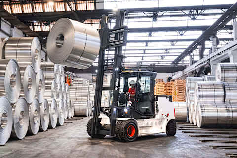 Elektrische vorkheftrucks van 8 tot 10 ton, 4-wielaandrijving – NXE-serie